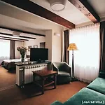 Skalny Couette-café 4*