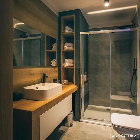 Skalny 4* Щирк