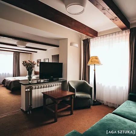 Skalny Bed & Breakfast 4*