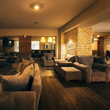 Skalny Bed & Breakfast 4*
